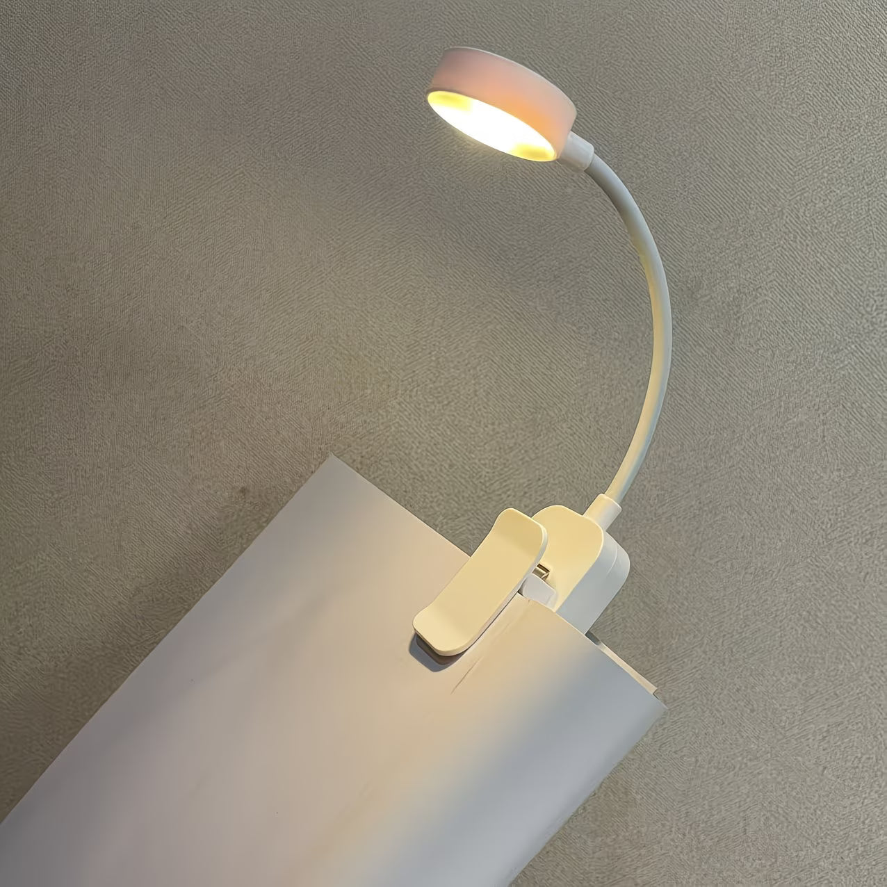 Reading Book Light - Adjustable Brightness in Three Colors
